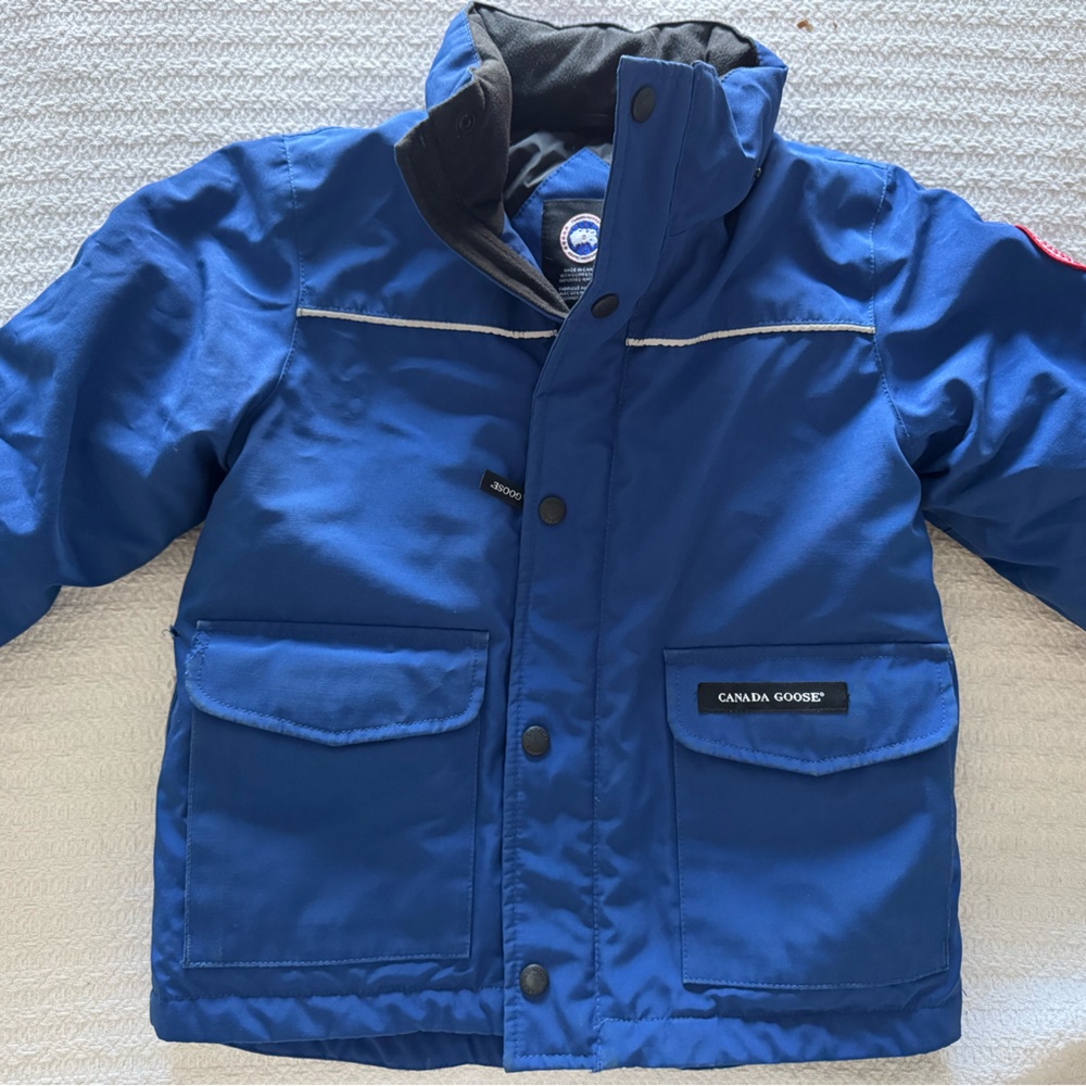 Canada Goose down jacket size 6-7 l